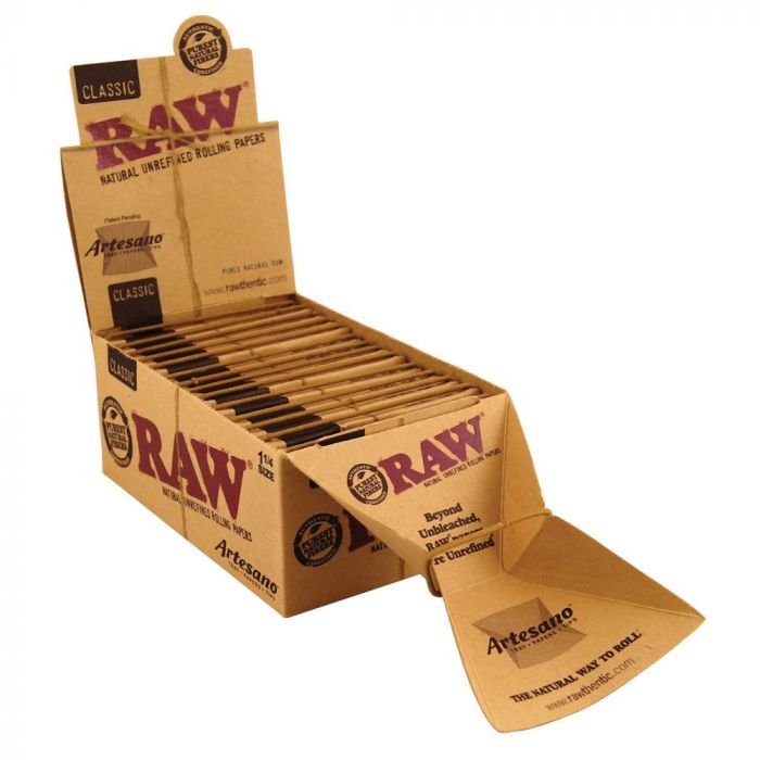 RAW Artesano 1¼ Papers with Tray and Filter Tips | Box main product photo
